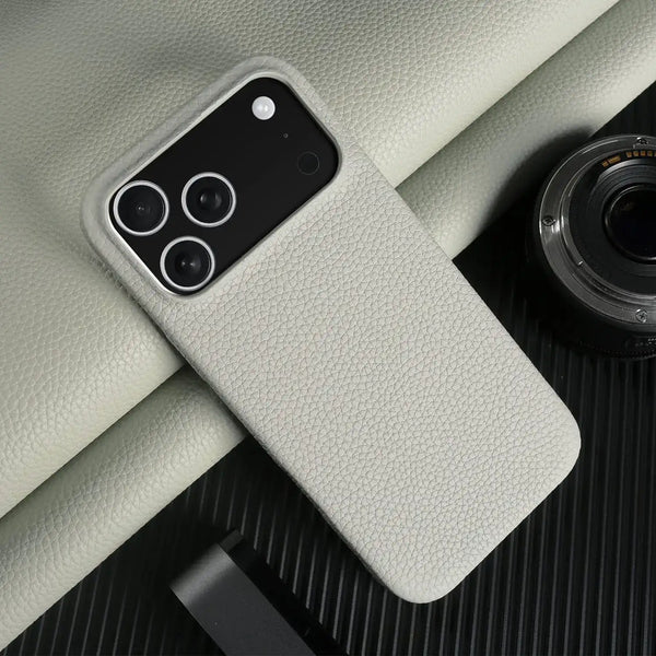 Premium Leather Case iPhone 17 Pro Max – Magnetic Protection
