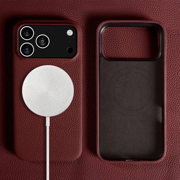 Premium Leather Case iPhone 17 Pro Max – Magnetic Protection