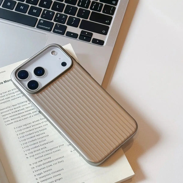 Titanium Corrugated MagSafe Case