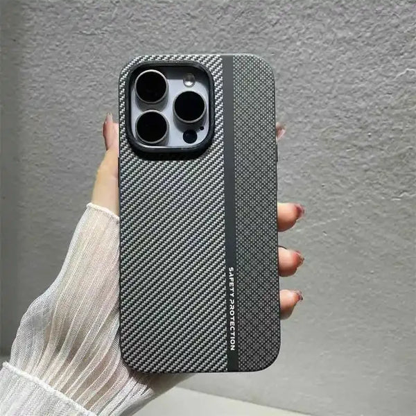 Carbon fibre Strong MagSafe Case