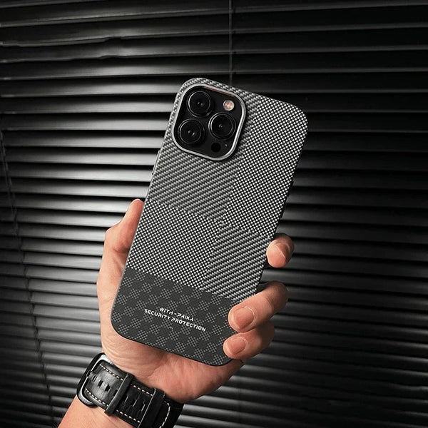 Carbon fibre Strong MagSafe Case